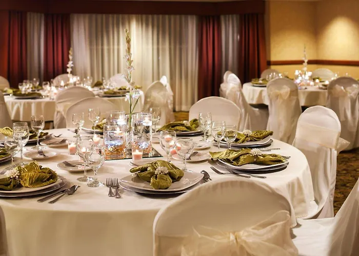 Country Inn & Suites By Radisson, Milwaukee West Brookfield , Wi