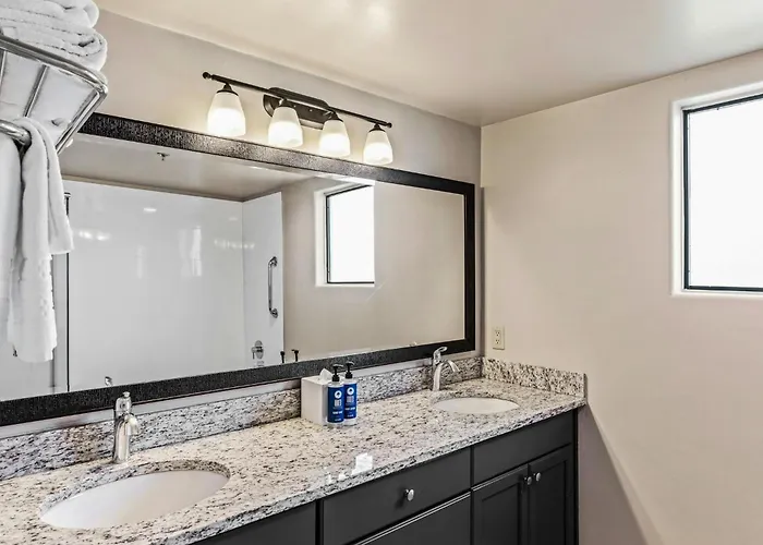 Starr Pass Golf Suites