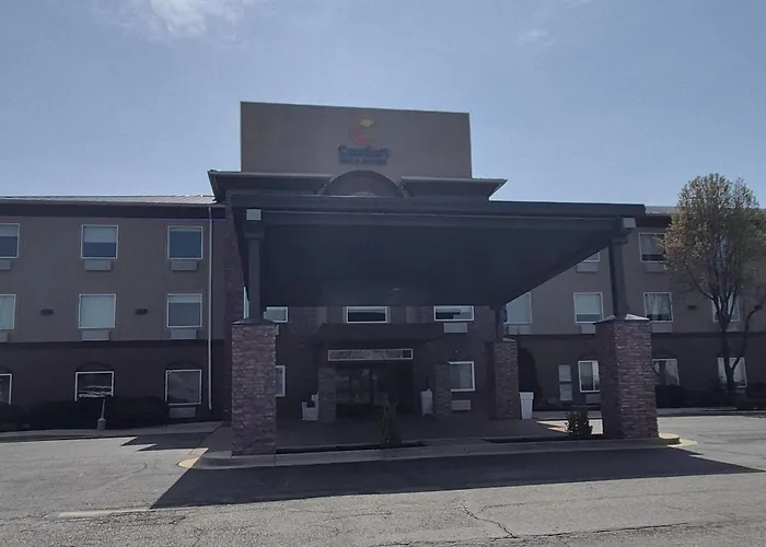 Comfort Inn & Suites Miami - Route 66