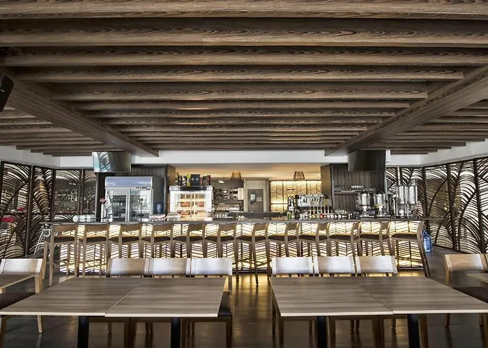 Newtown Plaza Hotel