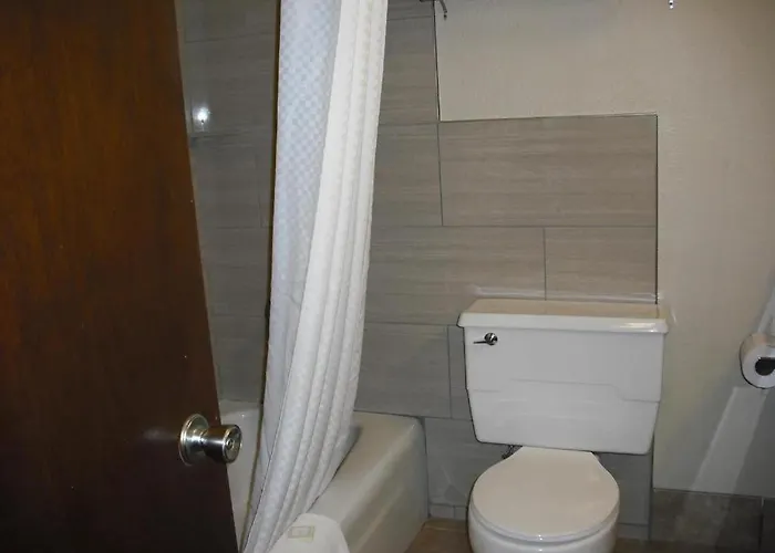 Americinn By Wyndham La Crosse Riverfront-Conference Center