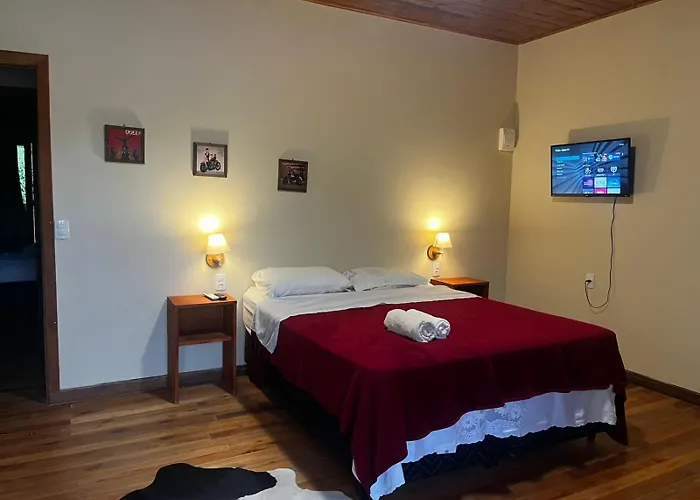 Hotel Rota do Corvo