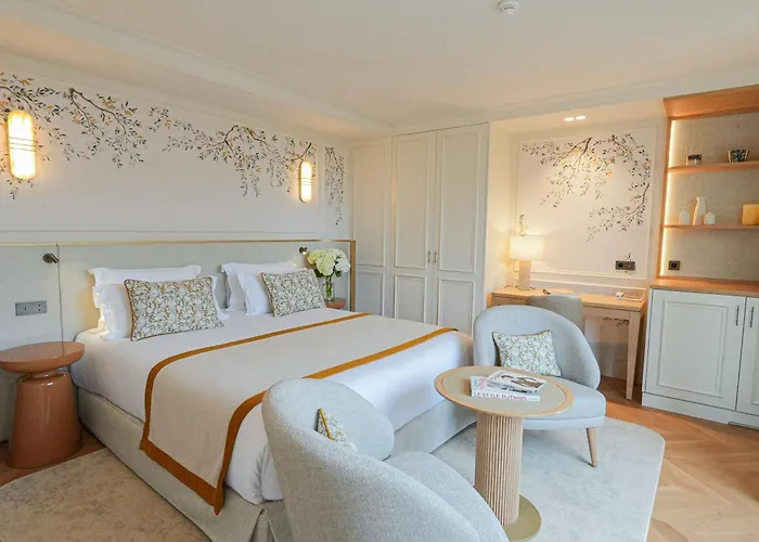 Relais D'Amboise - The Leading Hotels Of The World