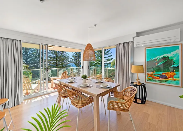 Pacific Regis Beachfront Holiday Apartments