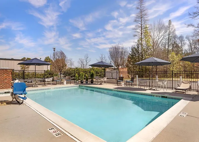 Best Western Plus Glen Allen Inn