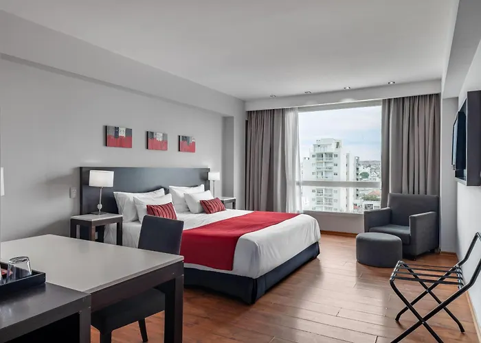 Dazzler By Wyndham Puerto Madryn Hotel