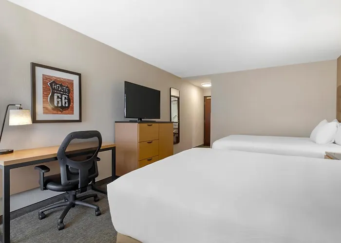 Drury Inn & Suites Joplin