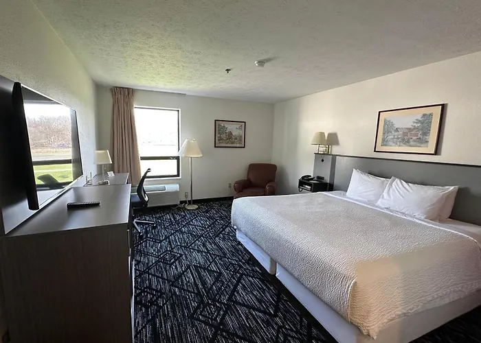 Ramada By Wyndham Strasburg Dover