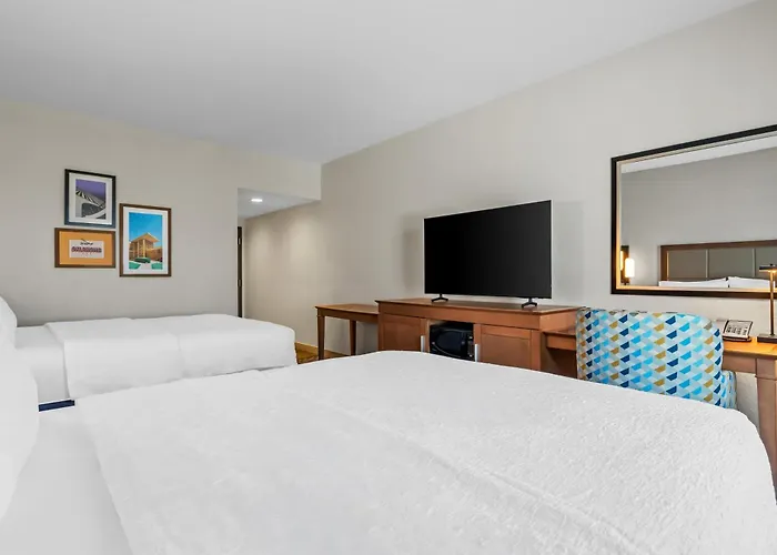 Hampton Inn & Suites Claremore