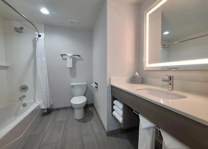 Holiday Inn Express San Diego South - Chula Vista By Ihg