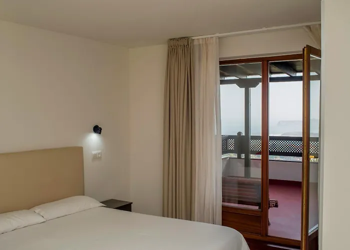 Hotel Montañés