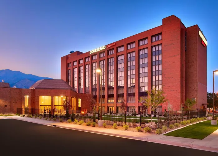 Courtyard By Marriott Ogden Hotel
