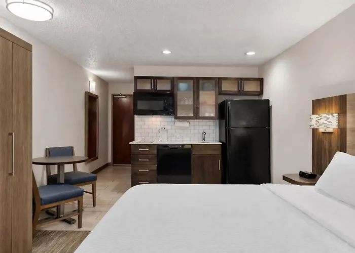 Holiday Inn Express Grove City - Premium Outlet Mall By Ihg