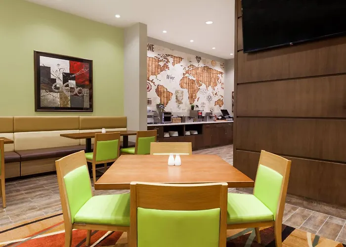 Wyndham Garden Edmonton Airport Hotel Leduc