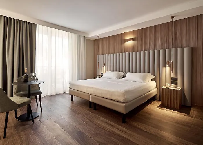 Hotel Kristal Palace - Tonelli Hotels - Adult Friendly Riva del Garda