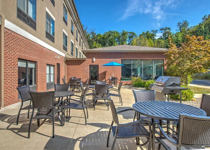 Holiday Inn Express & Suites Zanesville North By Ihg