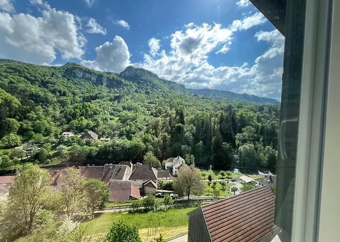 Hotel La Cascade à Mouthier-Haute-Pierre