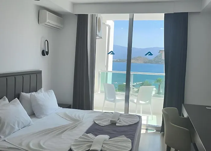 Supreme Beach Icmeler Adults Only