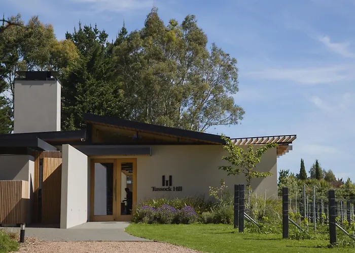Tussock Hill Vineyard Retreats