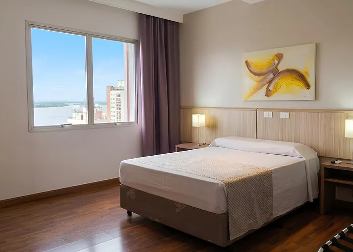 Nacional Inn Porto Alegre - próximo ao Complexo Santa Casa e UFRGS