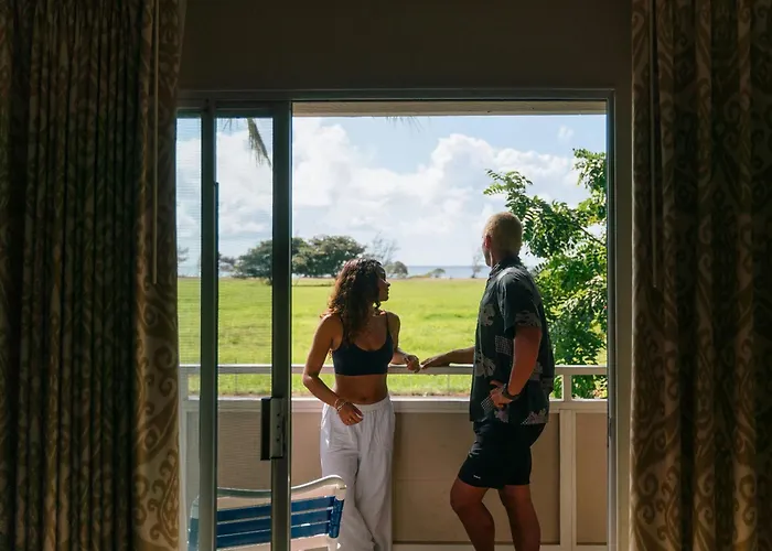 Plantation Hale Suites