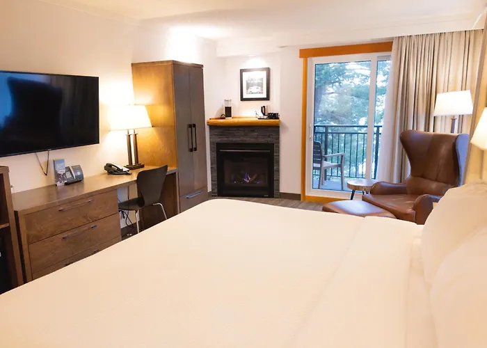 Pyramid Lake Lodge Jasper