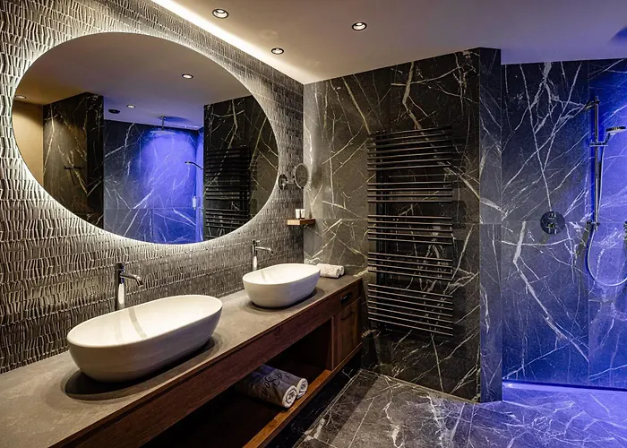 Hotel Sonnenberg Panorama Dolomites Wellbeing Maranza