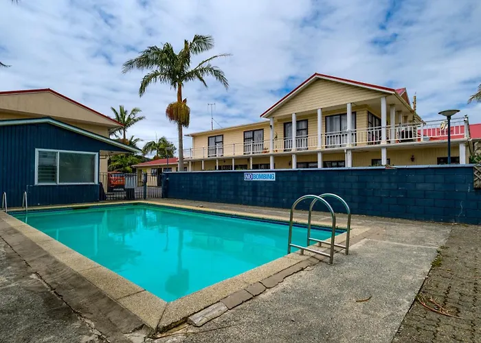Wayfarer Motel