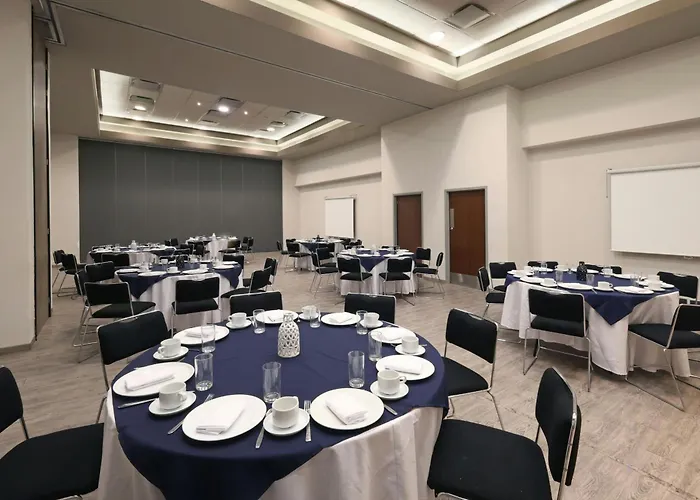 City Express Plus By Marriott Cabo San Lucas