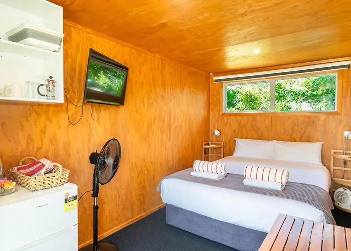 Athenree Hot Springs & Holiday Park