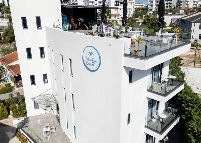 Blue Eye Hotel