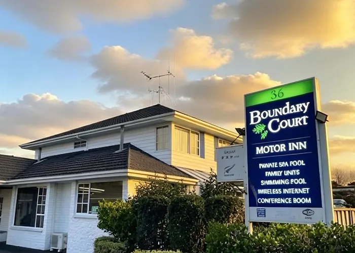 Boundary Court Motor Inn