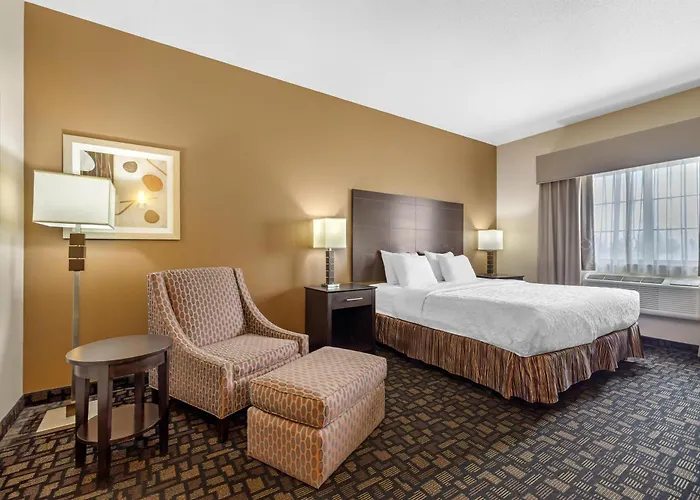 Best Western Plover-Stevens Point Hotel & Conference Center