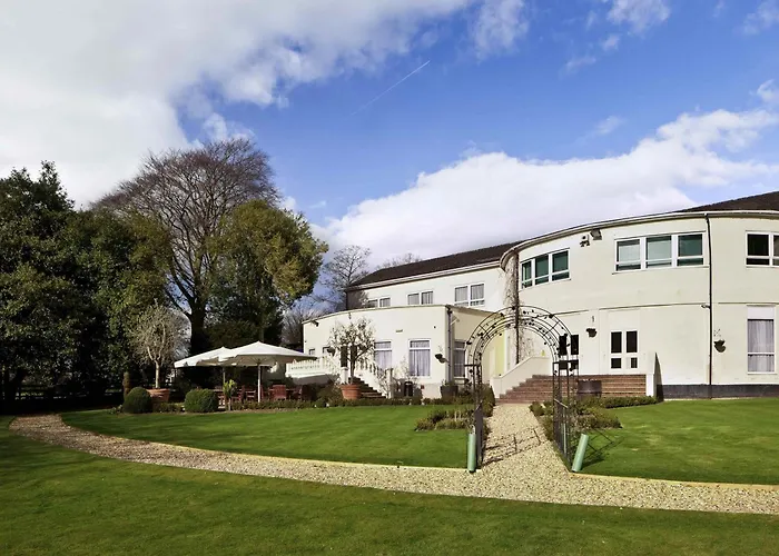 Mercure Chester Abbots Well Hotel