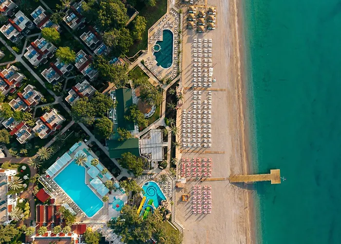 Pirates Beach Club