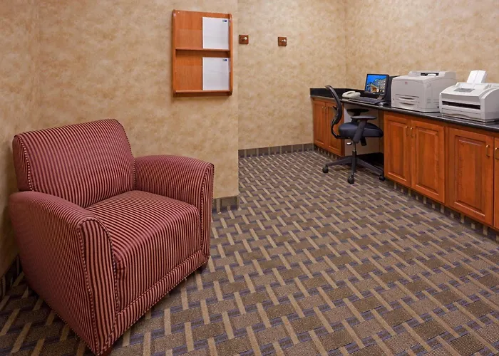 Holiday Inn Express Syracuse-Fairgrounds By Ihg