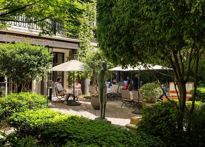 Hôtel Le Pavillon de la Reine