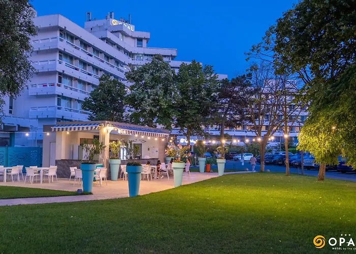 Hotel Opal