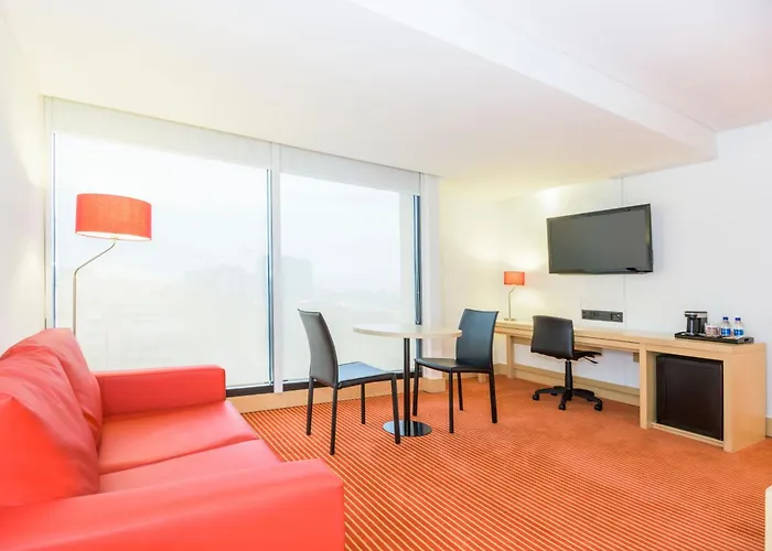 Fairfield By Marriott Bogota Embajada