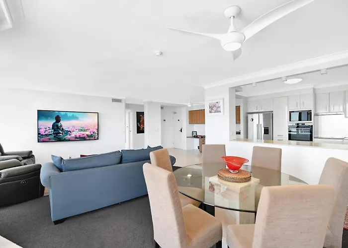 Albatross North Apartments