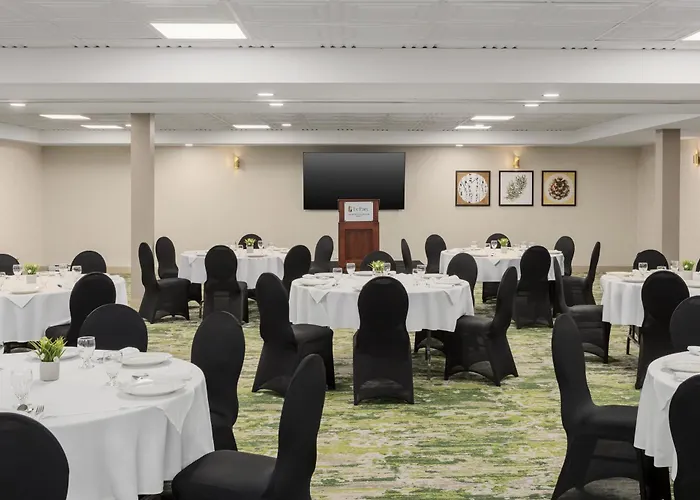 Ramada Plaza By Wyndham Gatineau/Manoir Du Casino
