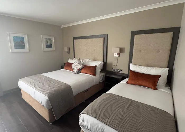 Westlodge Hotel & Leisure Centre