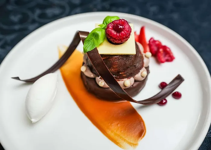 Moevenpick Grand Al Bustan