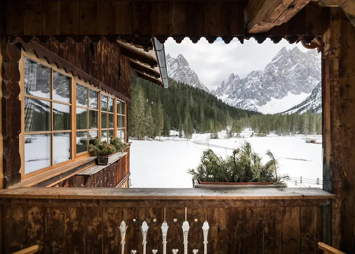 Hotel Dolomitenhof & Chalet Alte Post