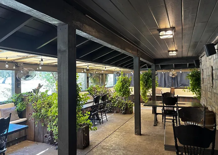 The Inn At Zaca Creek