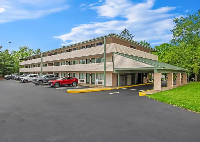 Quality Inn & Suites Gibsonia - Pittsburgh North