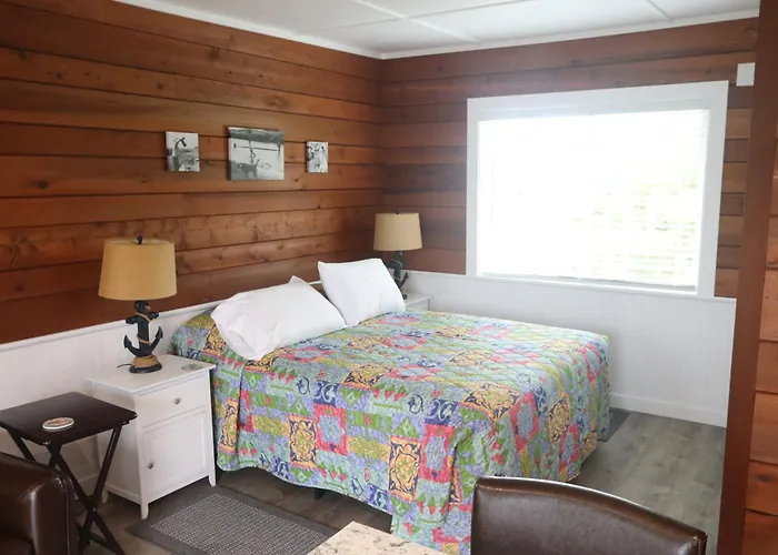 The Lowtide Motel