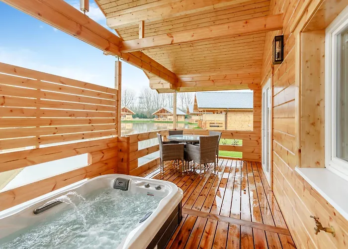 Holly Tree Lodges