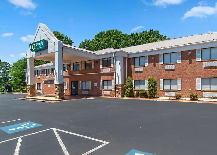 Quality Inn Cedartown
