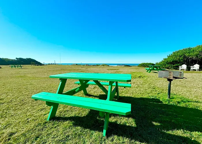 Tillicum Beach Motel - Formerly Deane'S Oceanfront Lodge